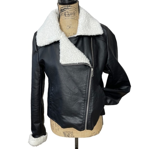 SUNSET & Sixth Faux Leather Moto Sherpa Cropped Jacket - Picture 1 of 12